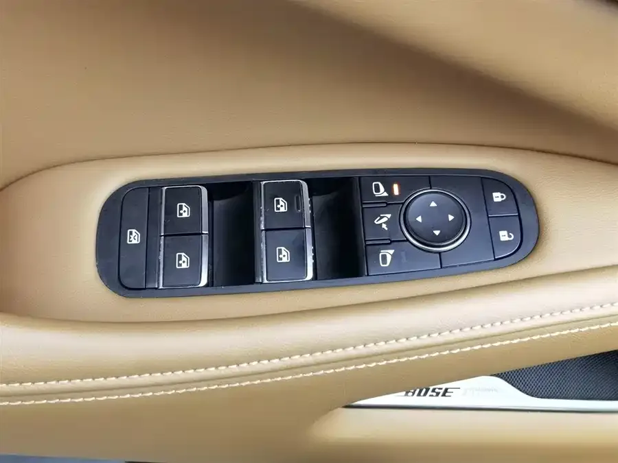 Infiniti QX60 2022 2.0T 4WD Luxury Edition 2023 — миниатюра 3