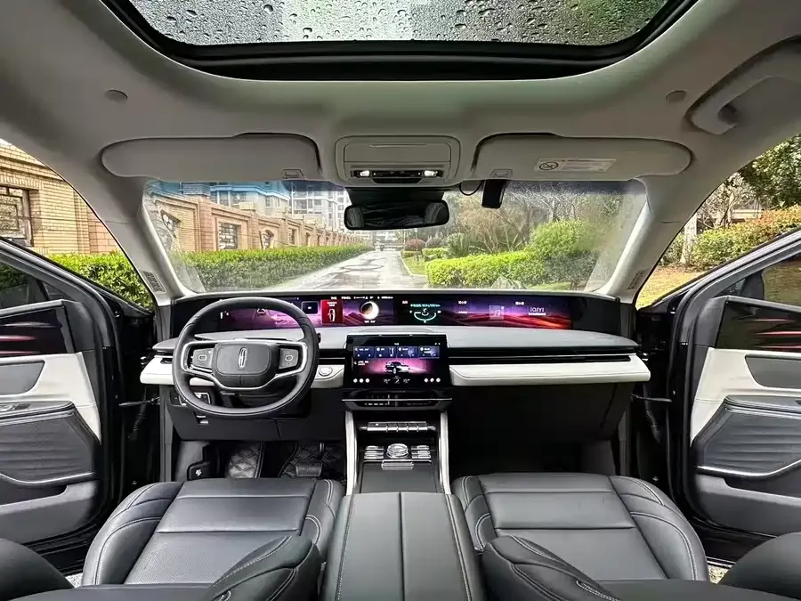 Lincoln Navigator Navigator 2025 2.0T 4WD Premium Edition 2025 — миниатюра 5