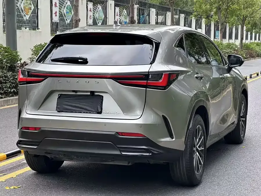 Lexus NX 2023 350h front-wheel drive Chuangyue Edition 2023 — миниатюра 3
