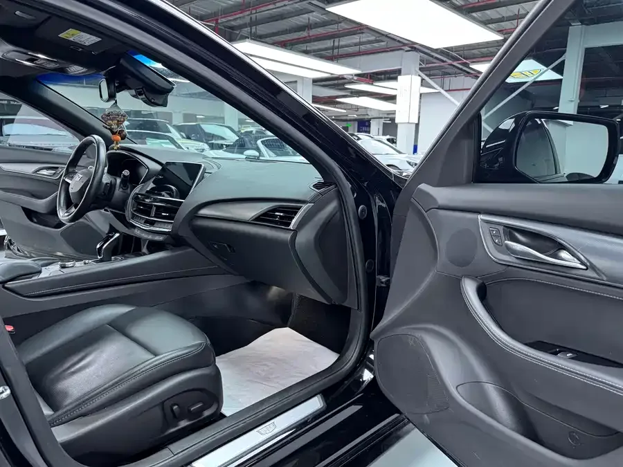 Cadillac CT5 2023 28T Luxury Edition (Standard Edition) 2023 — миниатюра 4