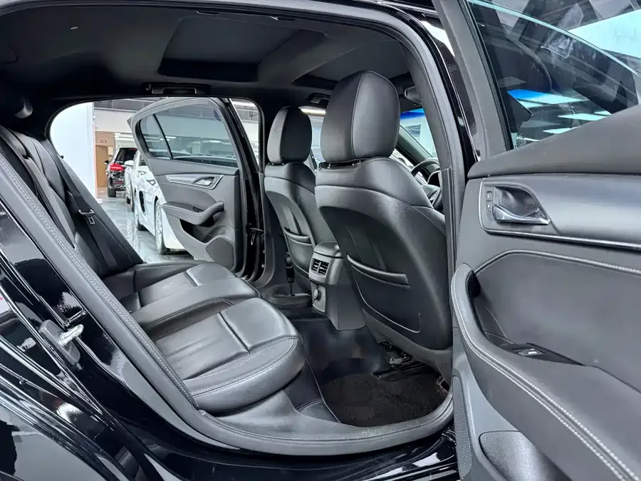 Cadillac CT5 2023 28T Luxury Edition (Standard Edition) 2023 — миниатюра 5
