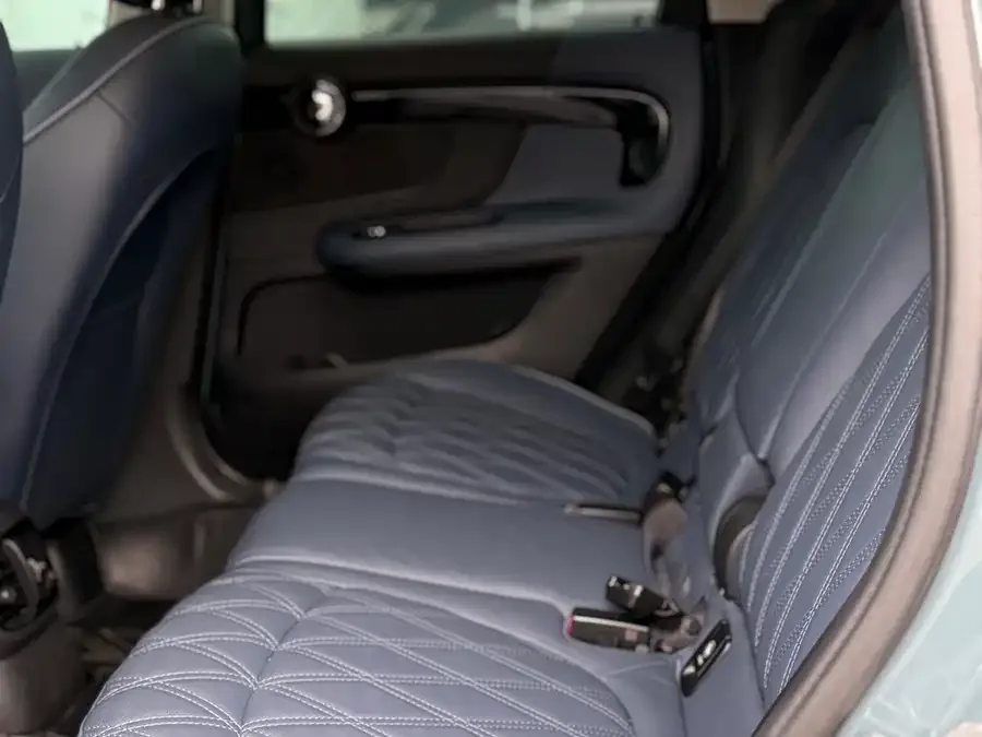 MINI Countryman MINI COUNTRYMAN 2022 facelift 2.0T COOPER S ALL4 2022 — миниатюра 5