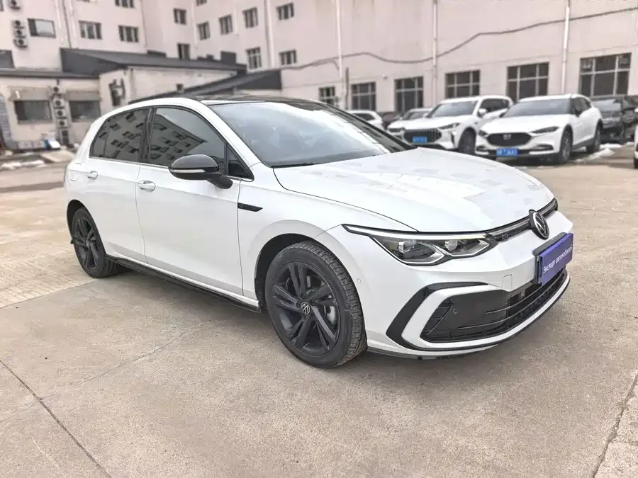 Volkswagen golf Golf 2023 280TSI DSG R-Line 2023 — миниатюра 3