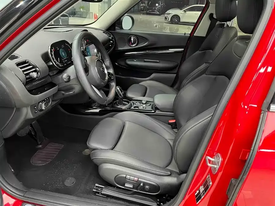 MINI CLUBMAN MINI CLUBMAN 2022 1.5T COOPER Connoisseur 2022 — миниатюра 5