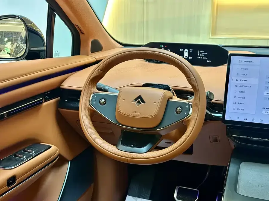 GAC Trumpchi Haobo Haobo HT Haobo HT 2025 825 Max Edition 2025 — миниатюра 3