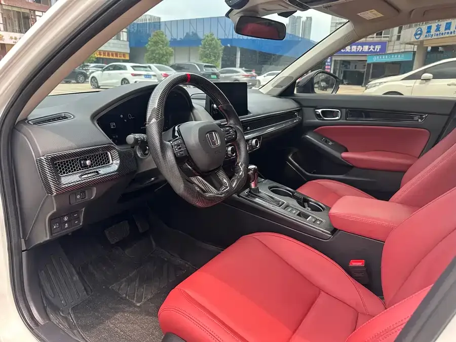 Honda Civic 2023 Civic 240TURBO CVT Power Edition 2024 — миниатюра 4