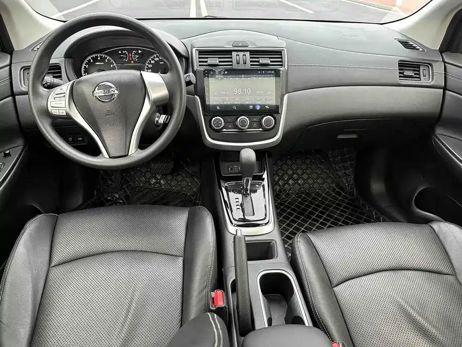 Nissan Tiida Tiida 2024 1.6L CVT cool version 2023 — миниатюра 2