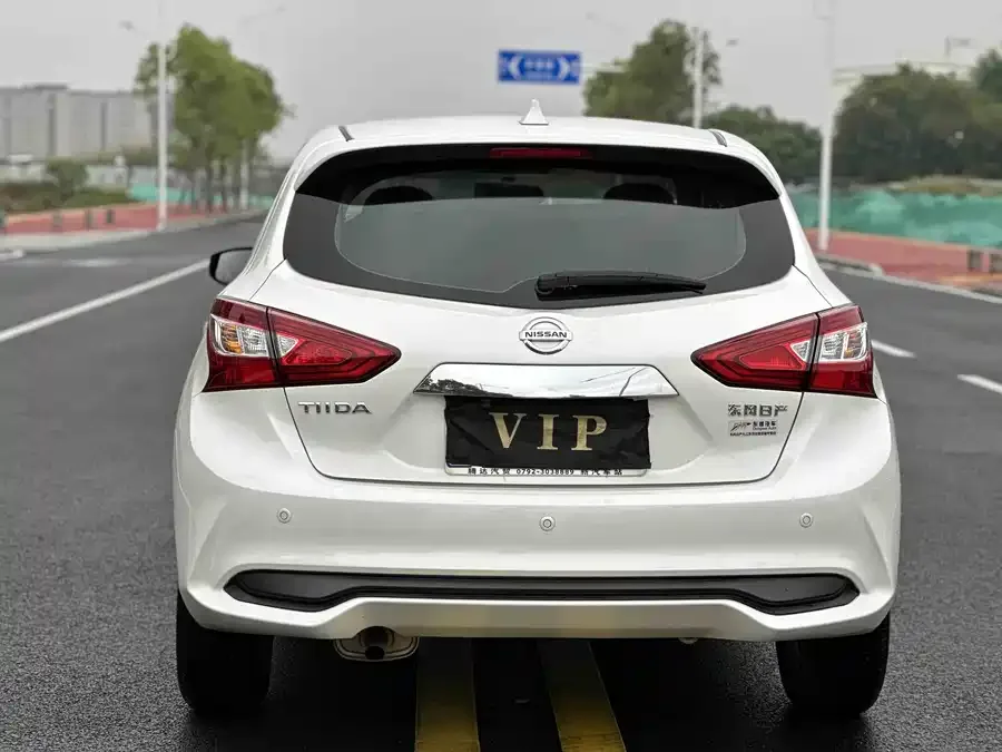 Nissan Tiida Tiida 2024 1.6L CVT cool version 2023 — миниатюра 5