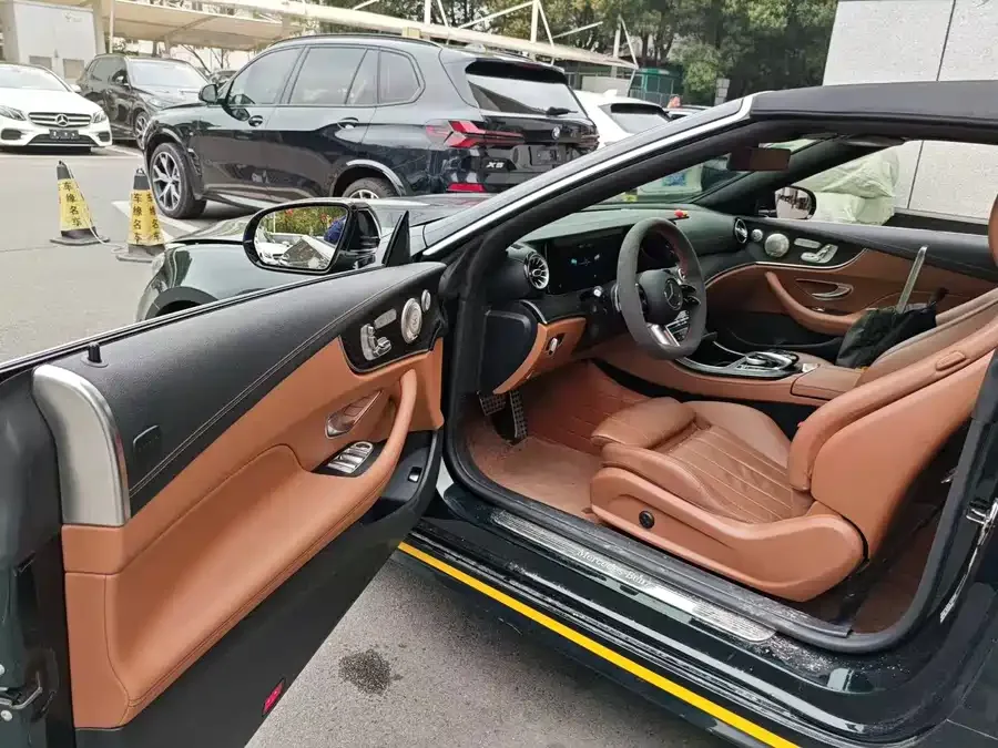 Mercedes-Benz E-Class Mercedes-Benz E-Class (Imported) 2021 E 260 4MATIC Convertible Coupe 2022 — миниатюра 2