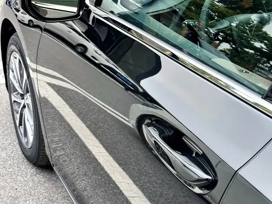 Lexus ES 2025 200 Premium Edition 2025 — миниатюра 4