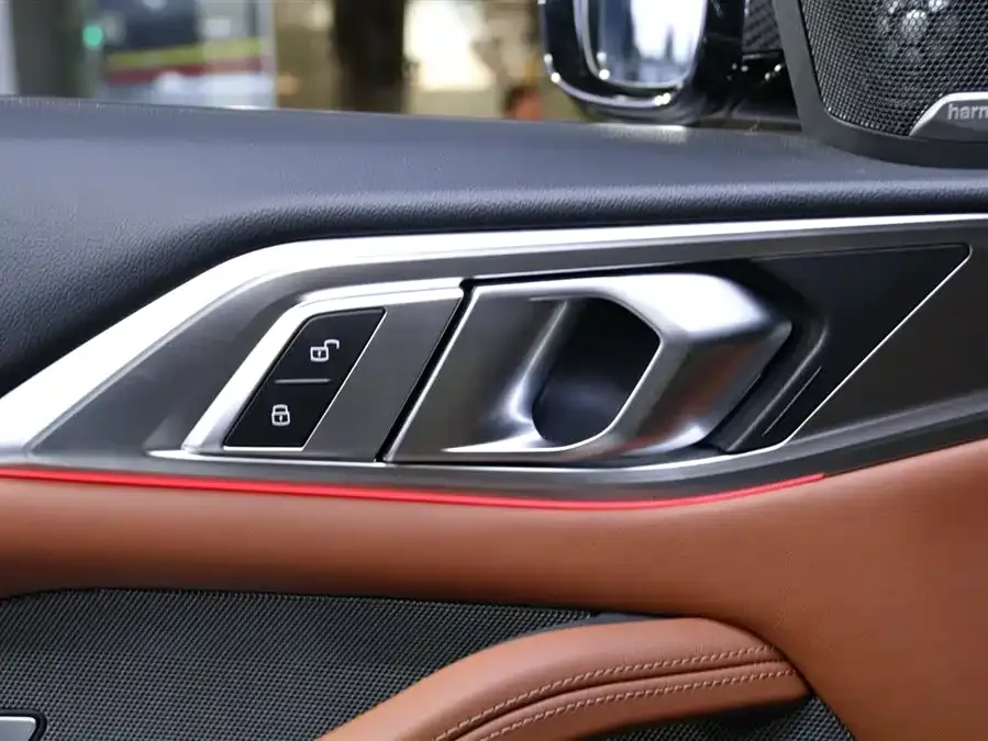 BMW M4 2023 M4 Coupe M xDrive Thunder Edition 2024 — миниатюра 4