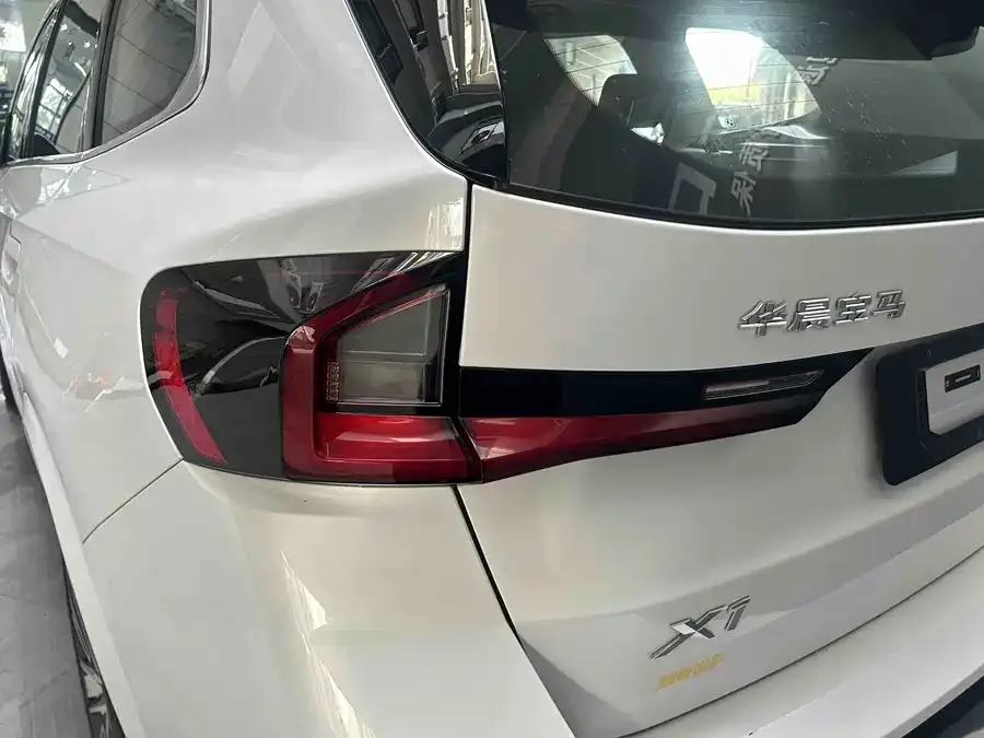 BMW X1 2024 xDrive25Li M Sport Package 2024 — миниатюра 2