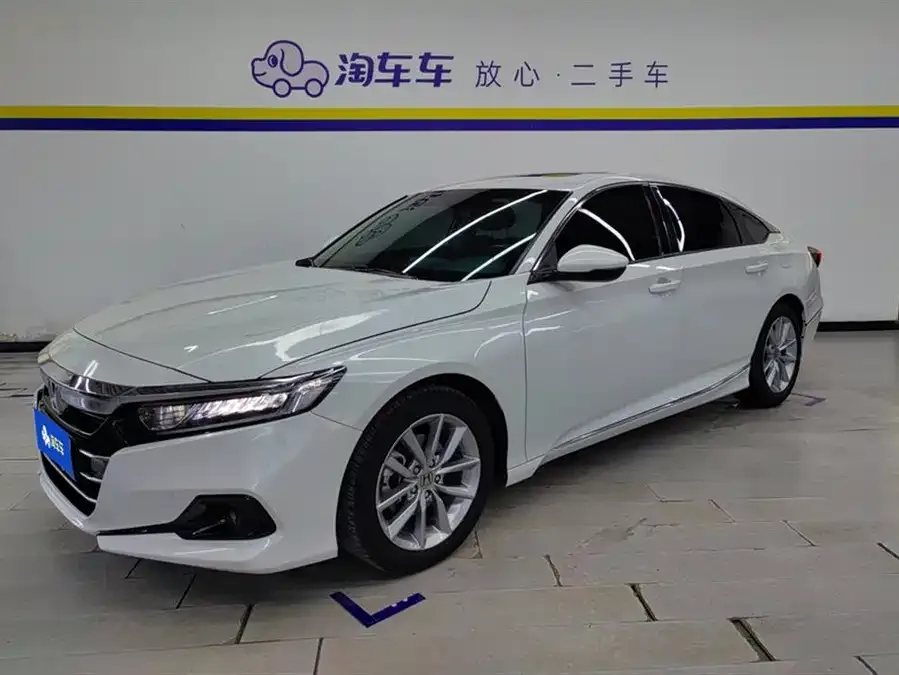Honda Accord Accord 2022 260TURBO Deluxe Edition 2022 — фото 1, купить с доставкой в Москву