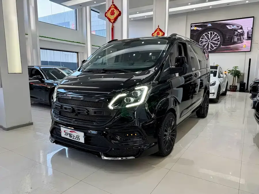 Ford Tourneo 2022