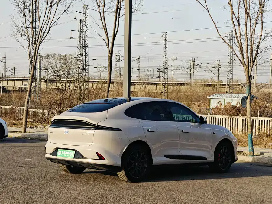 IM Motors LS6 Zhiji LS6 2023 Max Long Battery Edition 2023 — миниатюра 2