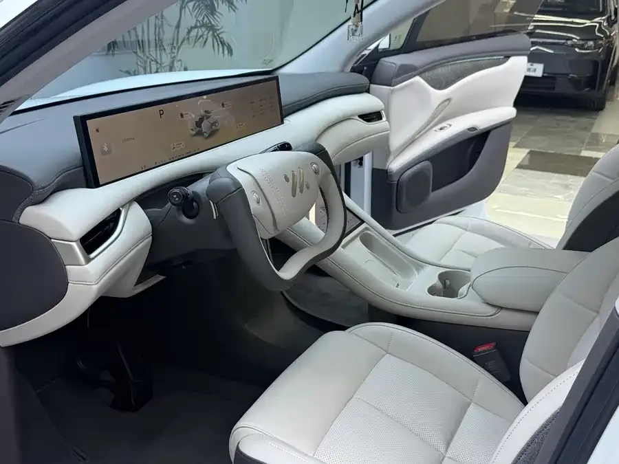 IM Motors LS6 Zhiji LS6 2025 Linglizard Intelligent Driving Edition 2025 — миниатюра 4