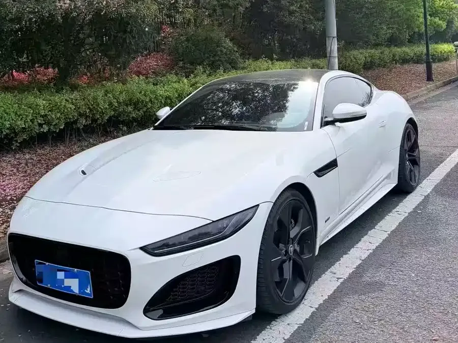 Jaguar F-Type 2025