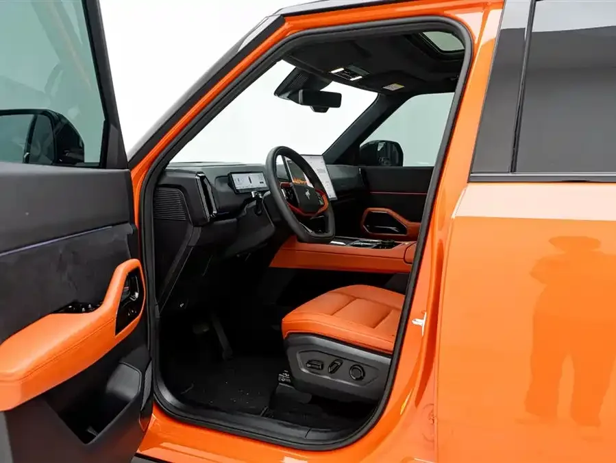 Ford Smart and Fun Horse Ford Sporty 2026 Long Beach Extended Range 2025 — миниатюра 4