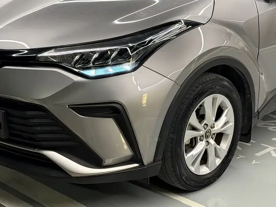 Toyota IZOA IZOA 2021 2.0L Yixiang Edition 2022 — миниатюра 2