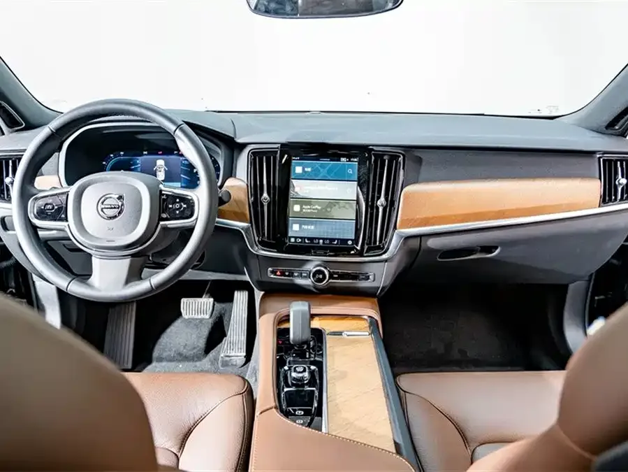Volvo S90 2025 B5 Zhiyi Luxury Edition 2025 — миниатюра 4
