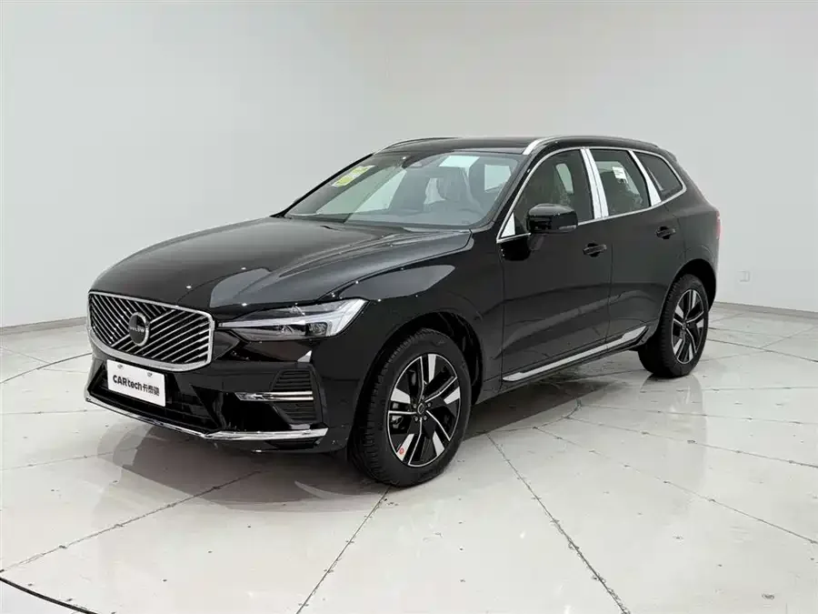 Volvo XC60 2026 B5 4WD Zhiyuan Luxury Edition 2026 — миниатюра 2