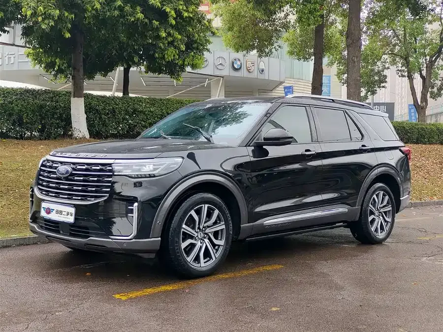 Ford Explorer 2023