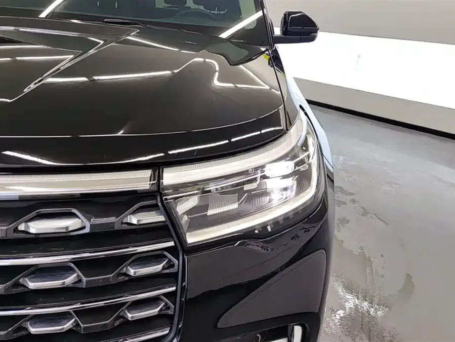Ford Explorer Explorer 2023 EcoBoost 285 4WD Fashion Plus Edition 7 Seaters 2023 — миниатюра 2