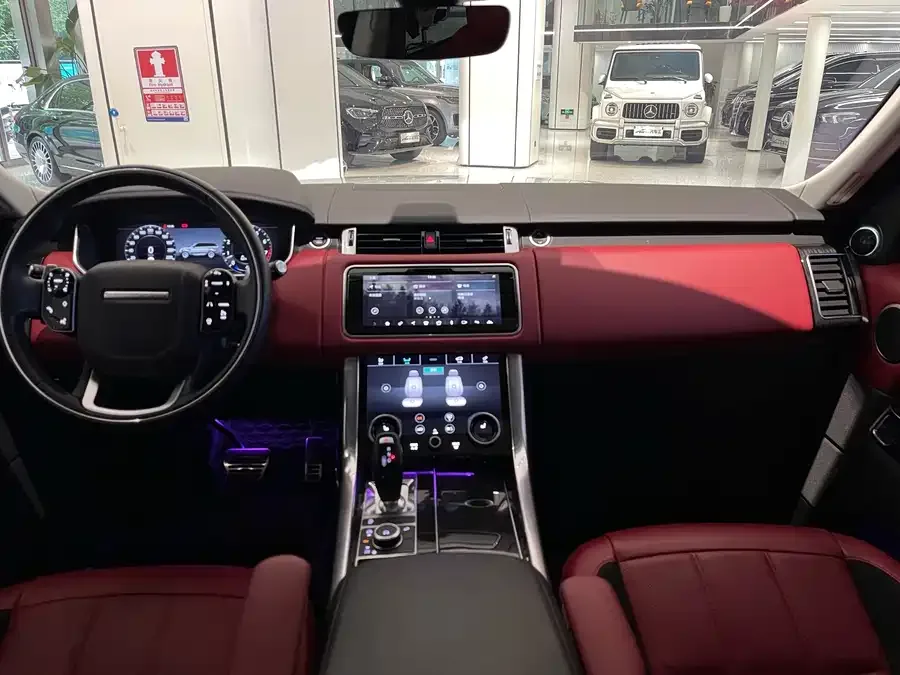 Land Rover Range Rover Sport Range Rover Sport 2022 3.0 L6 Black Edition 2022 — миниатюра 5