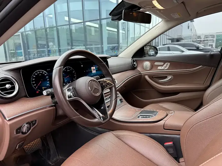 Mercedes-Benz E-Class Mercedes-Benz E-Class 2023 E 300 L Luxury Edition 2023 — миниатюра 2