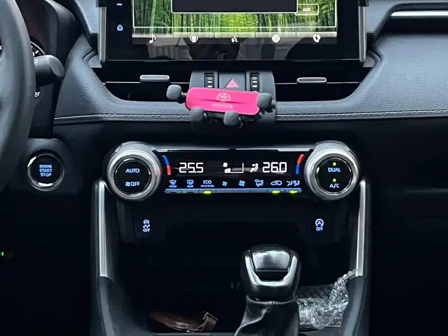 Toyota Wildlander Wildlander 2022 2.0L CVT 2WD Luxury PLUS Edition 2023 — миниатюра 5