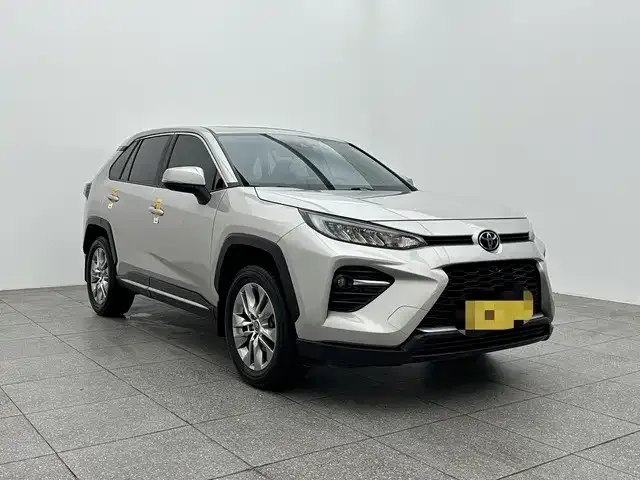 Toyota Wildlander Wildlander 2022 2.0L CVT 4WD Luxury Edition 2023 — миниатюра 3