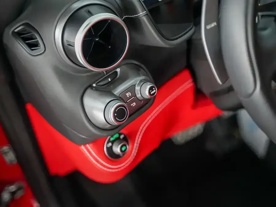 Ferrari Portofino Portofino 2021 3.9TM 2022 — миниатюра 4