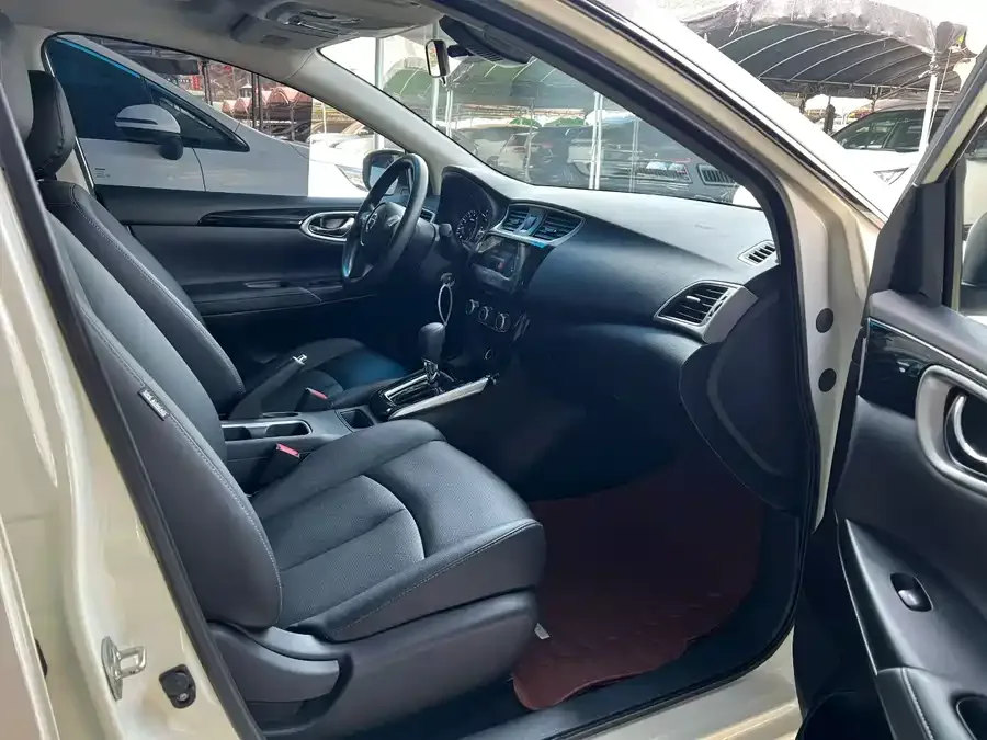 Nissan Sylphy Sylphy 2022 Classic 1.6XL CVT Luxury Edition 2023 — миниатюра 3