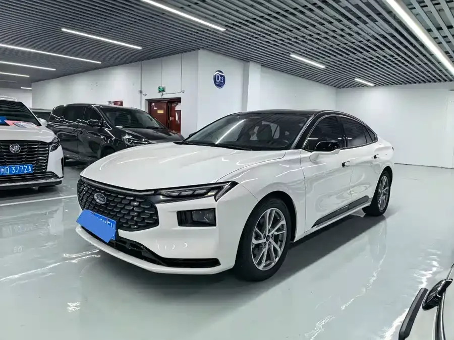Ford Mondeo Mondeo 2022 facelift EcoBoost 245 Fashion Edition 2022 — фото 1, купить с доставкой в Москву