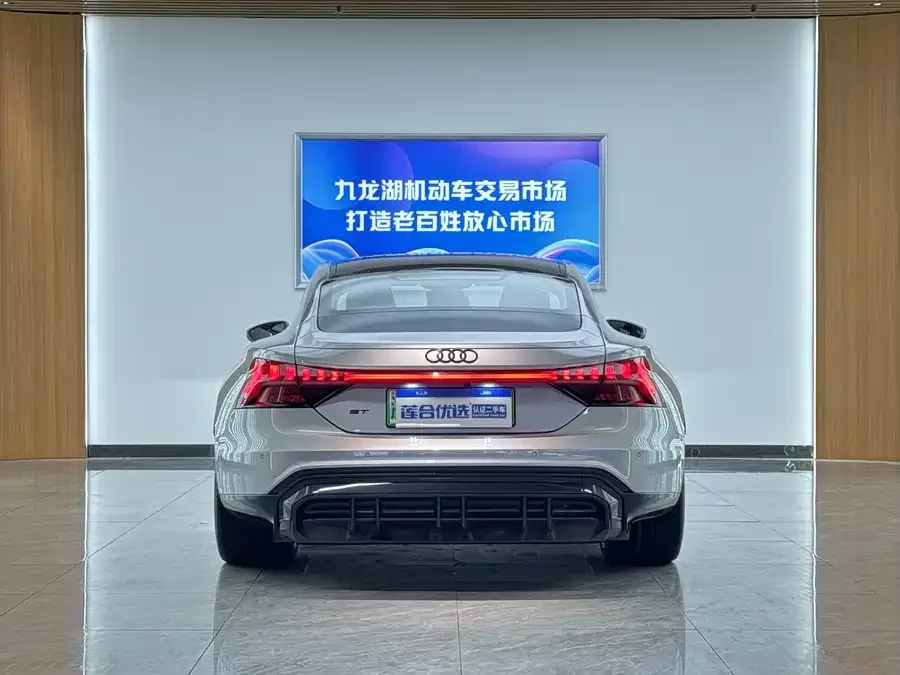 Audi e-tron GT 2023 basic model 2024 — миниатюра 2