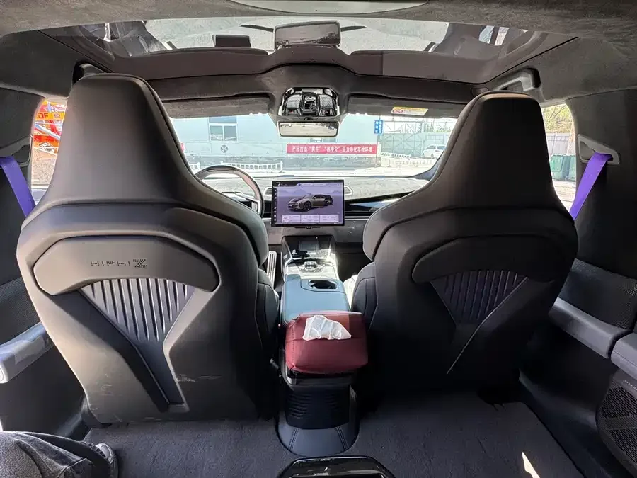 HiPhi Z HiPhi Z 2023 four-seater version 2023 — миниатюра 4