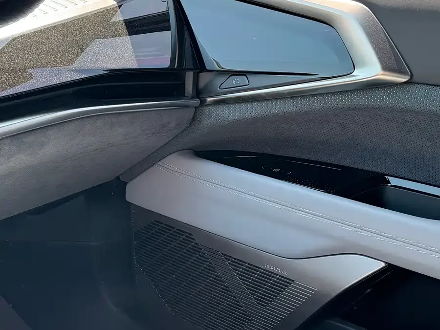 HiPhi Z HiPhi Z 2023 four-seater version 2023 — миниатюра 5