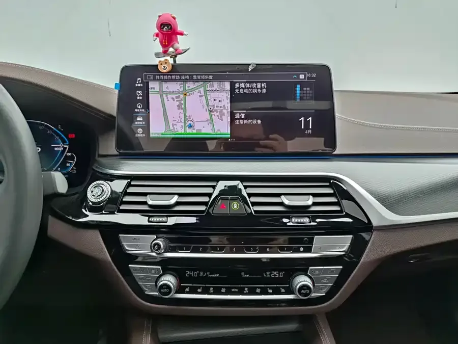 BMW 5 Series New Energy 2022 Model 2 535Le Pioneer Edition M Sports Package 2024 — миниатюра 4