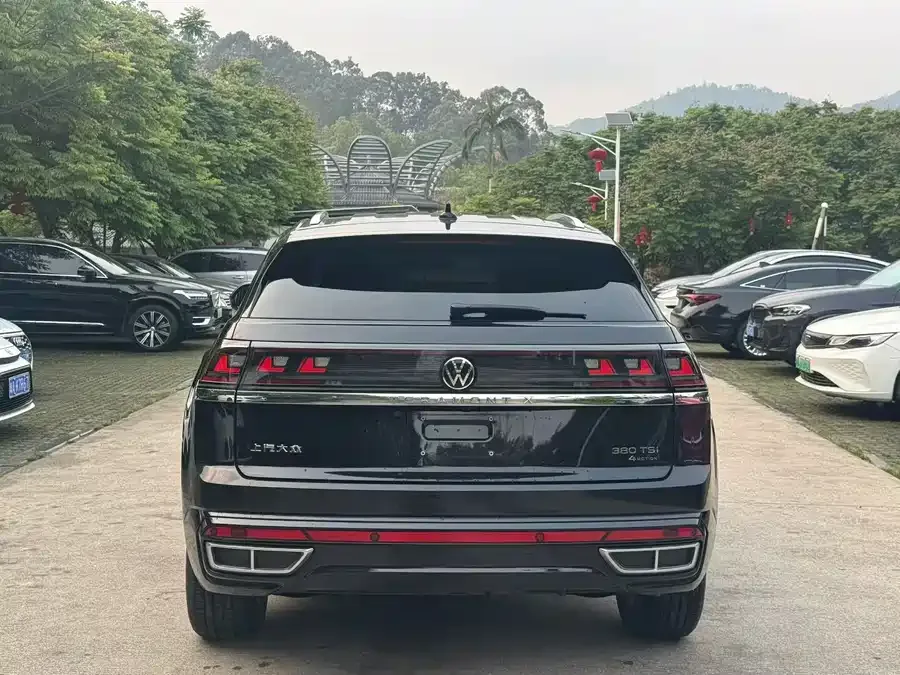 Volkswagen Teramont 2024 Touron Touron X 380TSI 4WD Luxury Edition 2024 — миниатюра 2