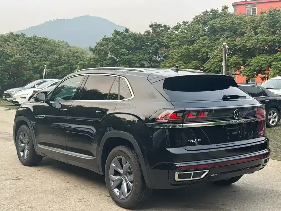 Volkswagen Teramont 2024 Touron Touron X 380TSI 4WD Luxury Edition 2024 — миниатюра 4