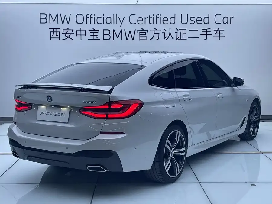 BMW 6 Series GT 2022 630i M Sport Package 2024 — миниатюра 2