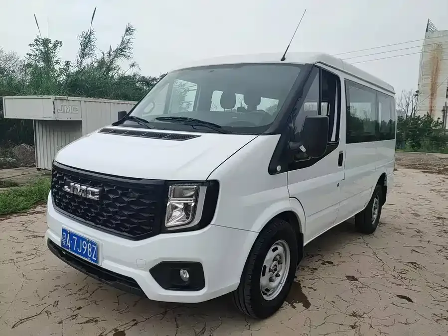 Jiangling Fushun Jiangling Fushun 2025 2.0T 6MT diesel short-axle low-top commercial multi-purpose passenger car 5/6 seats open tailgate 2025 — фото 1, купить с доставкой в Москву