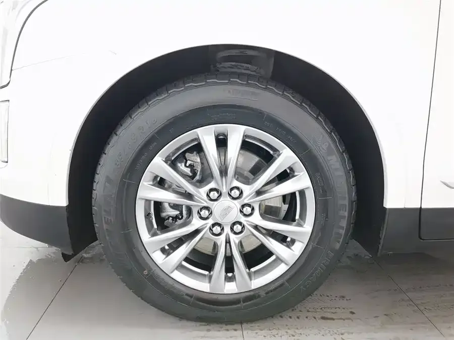 Cadillac XT5 2022 2.0T four-wheel drive luxury model 2022 — миниатюра 5