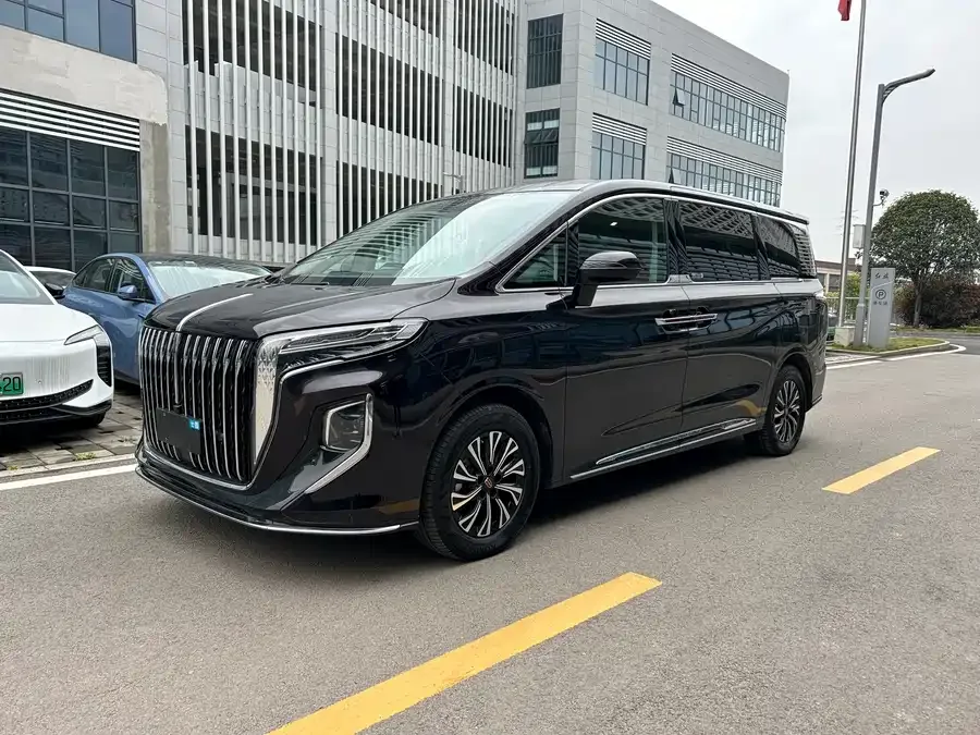 Hongqi HQ9 PHEV 2024