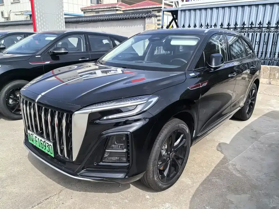 Hongqi HS3 PHEV Hongqi HS3 PHEV 2025 125km commemorative edition for its 2 millionth anniversary 2025 — фото 1, купить с доставкой в Москву