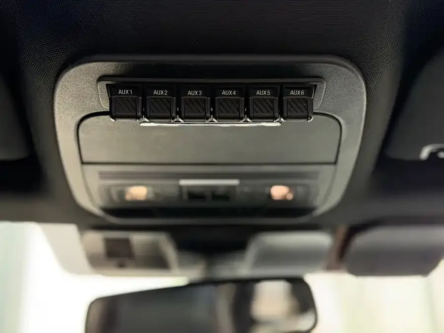 Ford F-150 Raptor 2023 3.5T Raptor 2023 — миниатюра 4