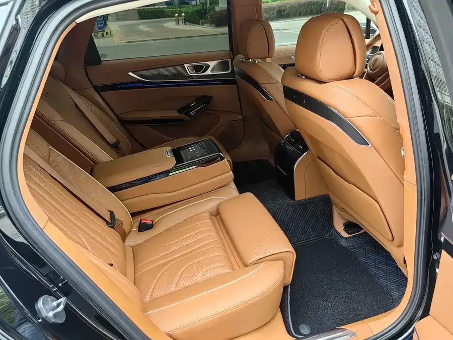 Hongqi H9 Hongqi H9 2025 2.0T 2WD Luxury Business Edition 5-seater 2025 — миниатюра 5