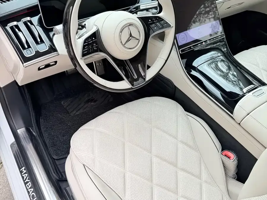 Mercedes-Benz Maybach S-Class 2026 Maybach S-Class S 480 4MATIC 2026 — миниатюра 5