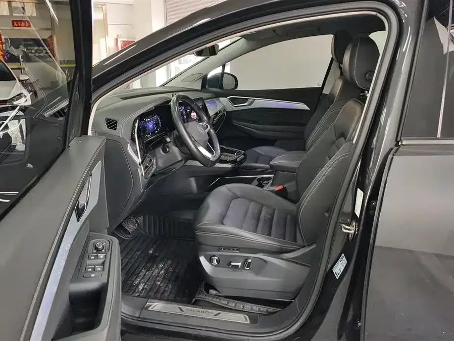 Volkswagen Talagon 2021 Lanjing 380TSI 4WD Luxury Edition Pro 2022 — миниатюра 3
