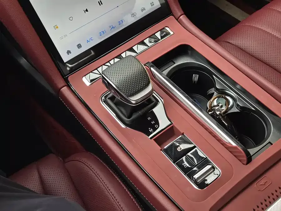Hongqi H5 Hongqi H5 2025 2.0T Automatic Flagship Edition 2025 — миниатюра 4